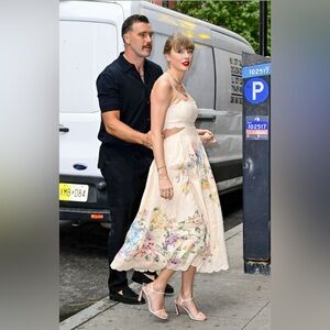 Christian Lacroix Tik Tok Taylor Swift TJ Maxx Viral Floral Midi Dress NWT XS